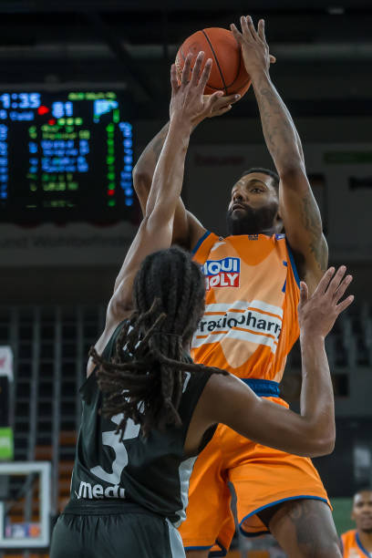 赛事中多次 赛事中多次