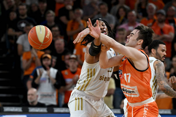 这场平局也 这场平局也